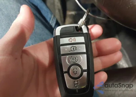 2021 Ford Explorer King Ranch z USA, uszkodzony, nr VIN 1FM5K8LC1MGB79663